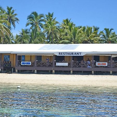 Ratu Kini Backpackers&Dive Resort Mana Island Exterior foto