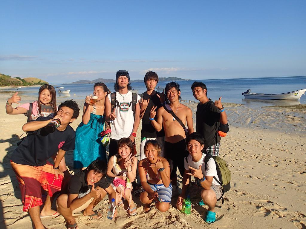 Ratu Kini Backpackers&Dive Resort Mana Island Exterior foto