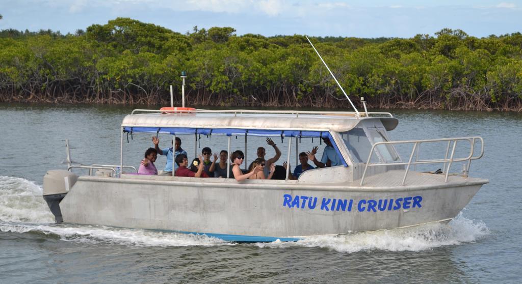 Ratu Kini Backpackers&Dive Resort Mana Island Exterior foto