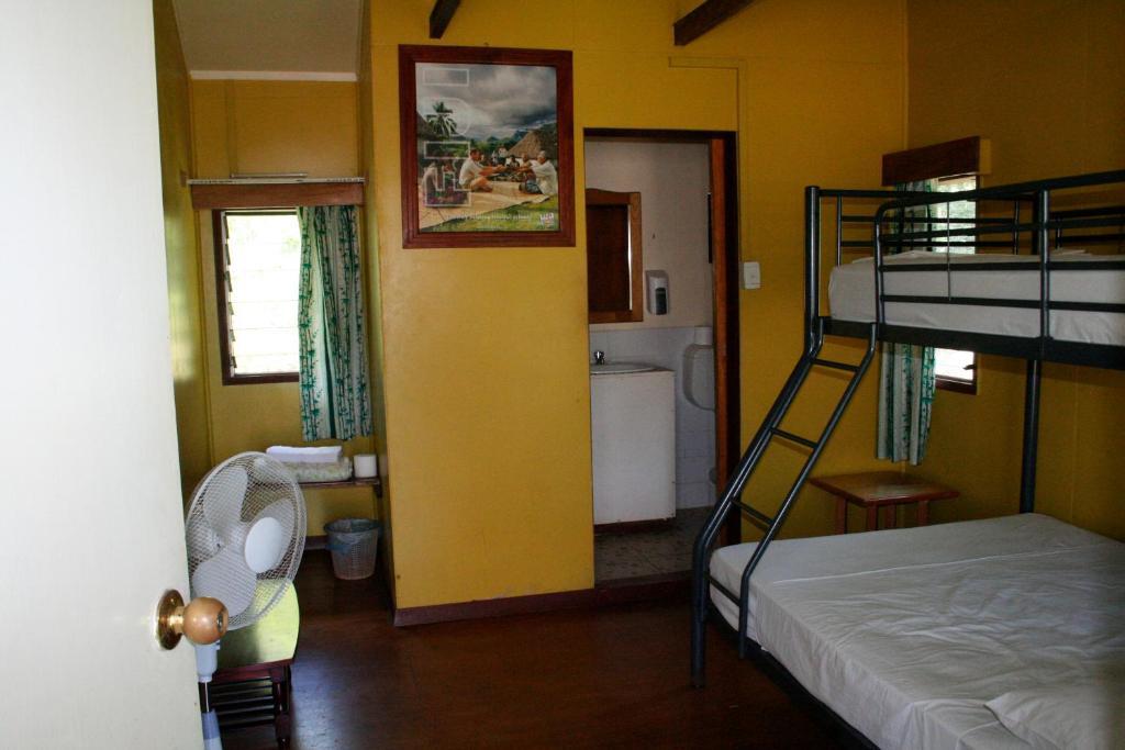 Ratu Kini Backpackers&Dive Resort Mana Island Zimmer foto
