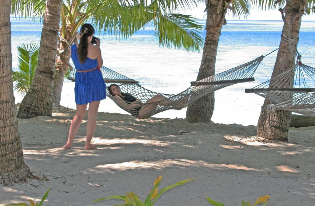 Ratu Kini Backpackers&Dive Resort Mana Island Exterior foto